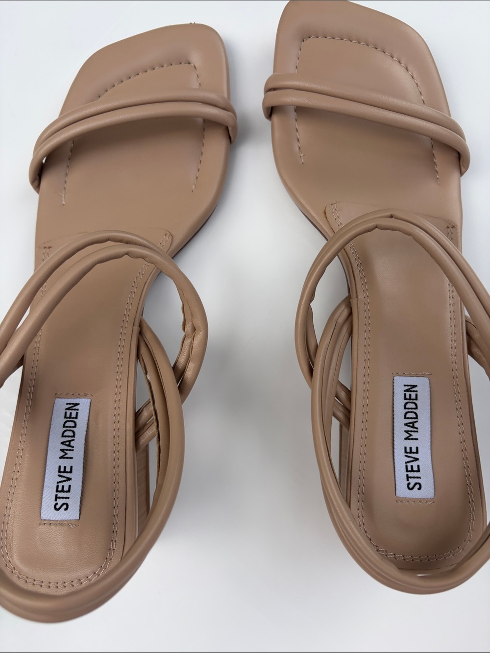 Sz 11 Steve Madden Beige Hattie Sandals - Picture 4 of 6